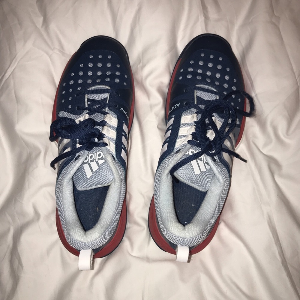 Adidas women’s tennis shoes